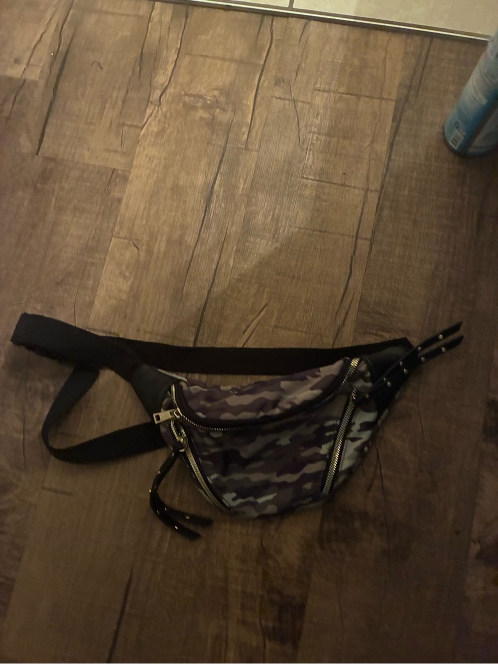 Camouflage Men's Crossbody Belt Bag - Black Strap